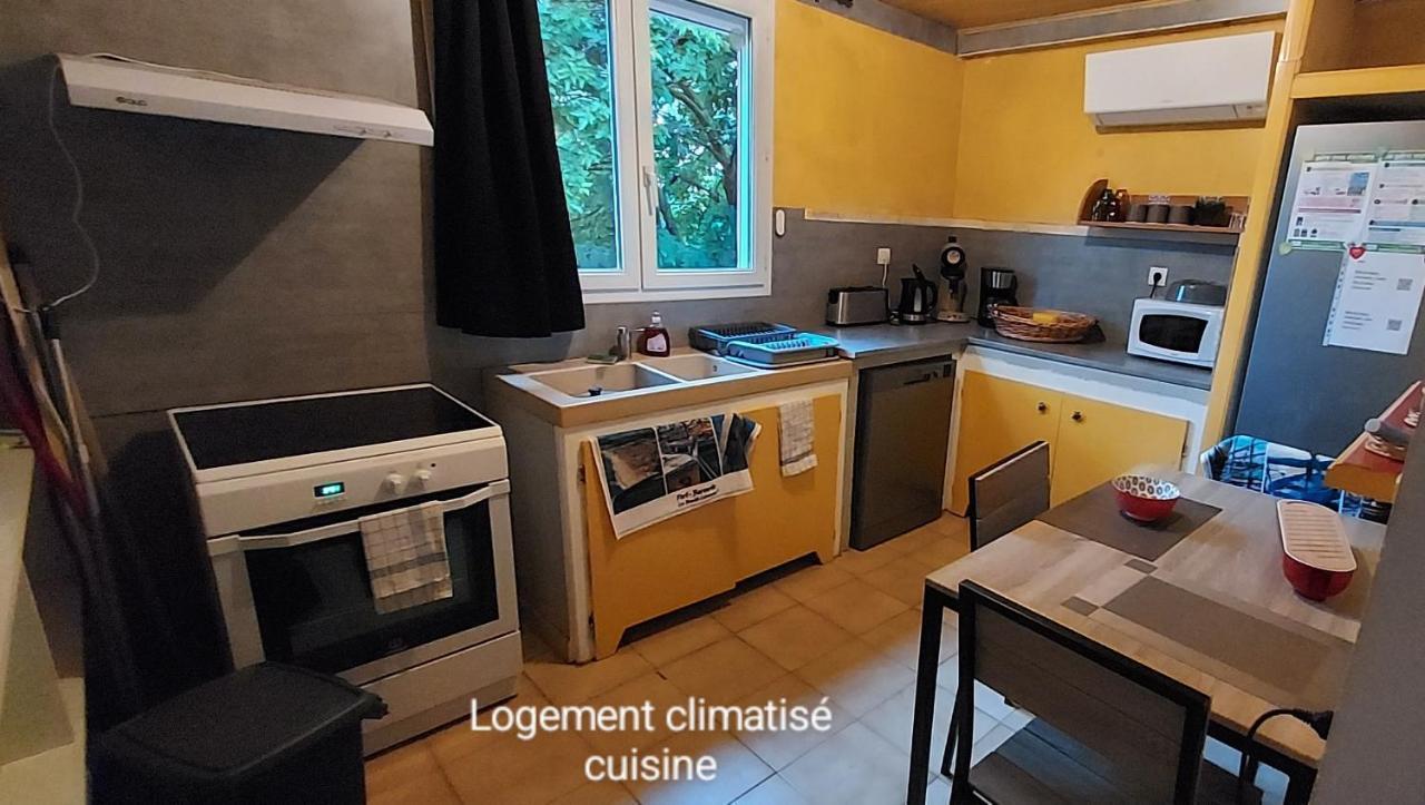 Le Barcares Logement Climatise Pour 6 Personnes, Draps Et Serviettes Non Fournis Air-Conditioned Accommodation For 6 People, Sheets And Towels Not Provided Alojamiento Con Aire Acondicionado Para 6 Personas, Sabanas Y Toallas No Incluidas Екстер'єр фото