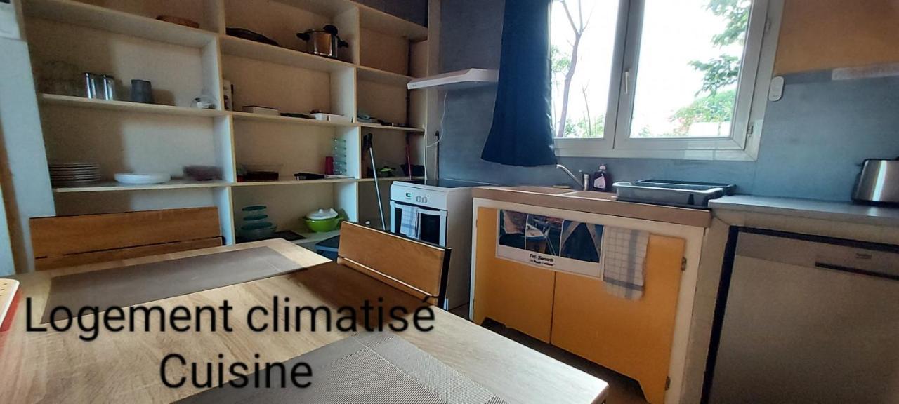 Le Barcares Logement Climatise Pour 6 Personnes, Draps Et Serviettes Non Fournis Air-Conditioned Accommodation For 6 People, Sheets And Towels Not Provided Alojamiento Con Aire Acondicionado Para 6 Personas, Sabanas Y Toallas No Incluidas Екстер'єр фото