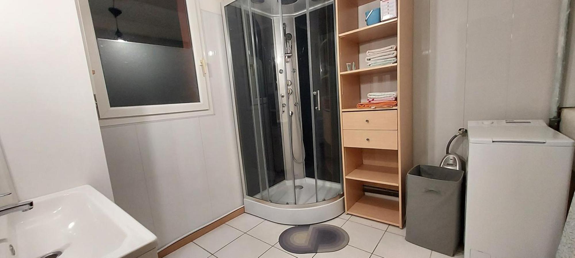 Le Barcares Logement Climatise Pour 6 Personnes, Draps Et Serviettes Non Fournis Air-Conditioned Accommodation For 6 People, Sheets And Towels Not Provided Alojamiento Con Aire Acondicionado Para 6 Personas, Sabanas Y Toallas No Incluidas Екстер'єр фото