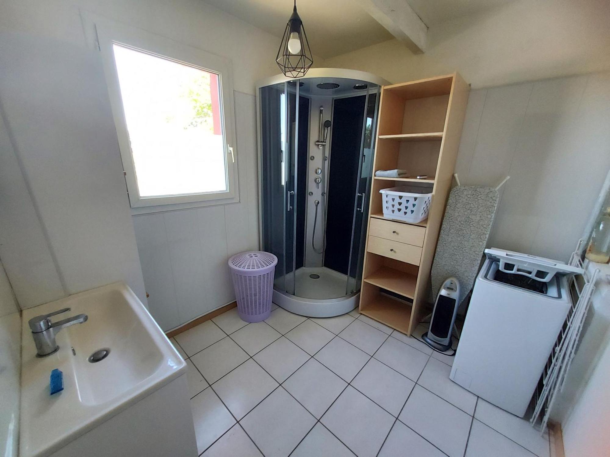 Le Barcares Logement Climatise Pour 6 Personnes, Draps Et Serviettes Non Fournis Air-Conditioned Accommodation For 6 People, Sheets And Towels Not Provided Alojamiento Con Aire Acondicionado Para 6 Personas, Sabanas Y Toallas No Incluidas Екстер'єр фото